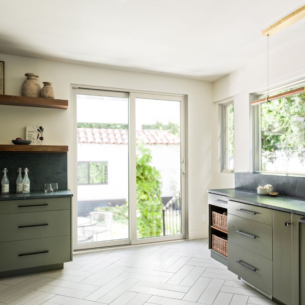 100 Series Gliding Patio Beauty 8